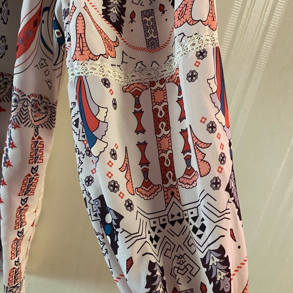 Colorful lightweight tops/NEVER WORN - Picture 8 of 11